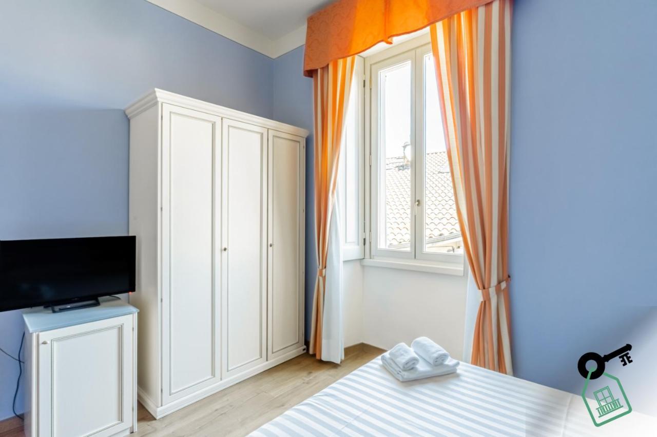 Hotel Rooms Lago Maggiore Вербания Экстерьер фото