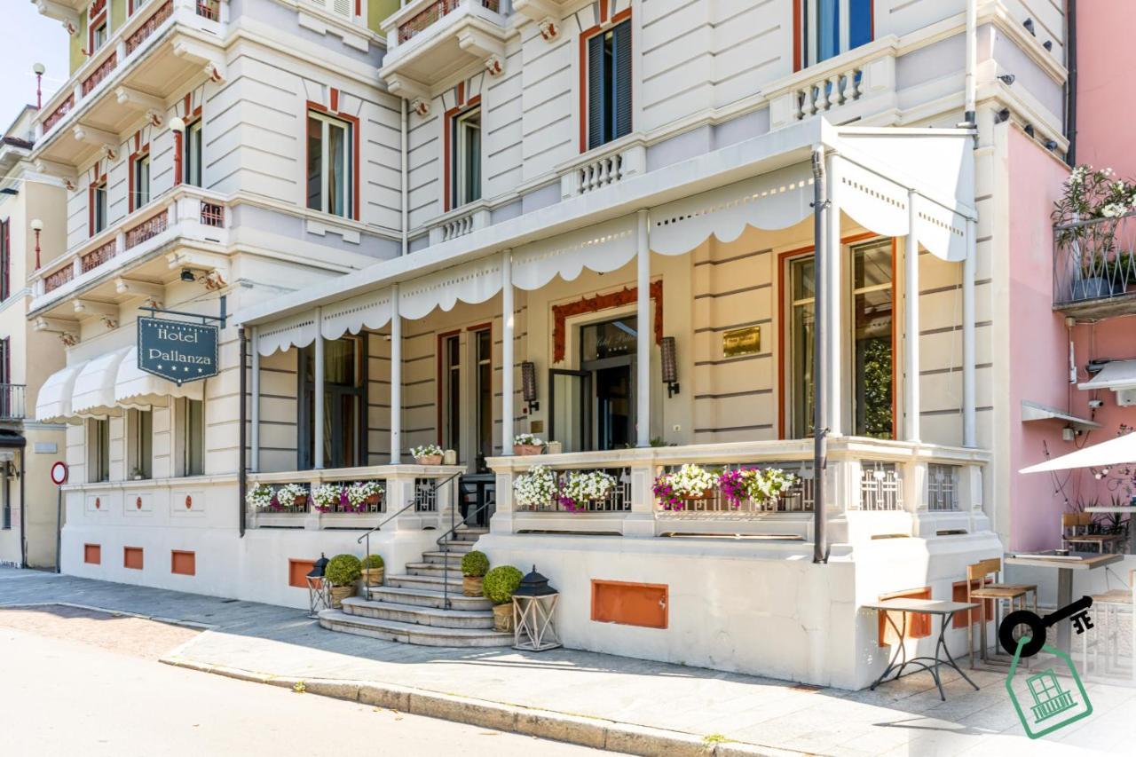 Hotel Rooms Lago Maggiore Вербания Экстерьер фото